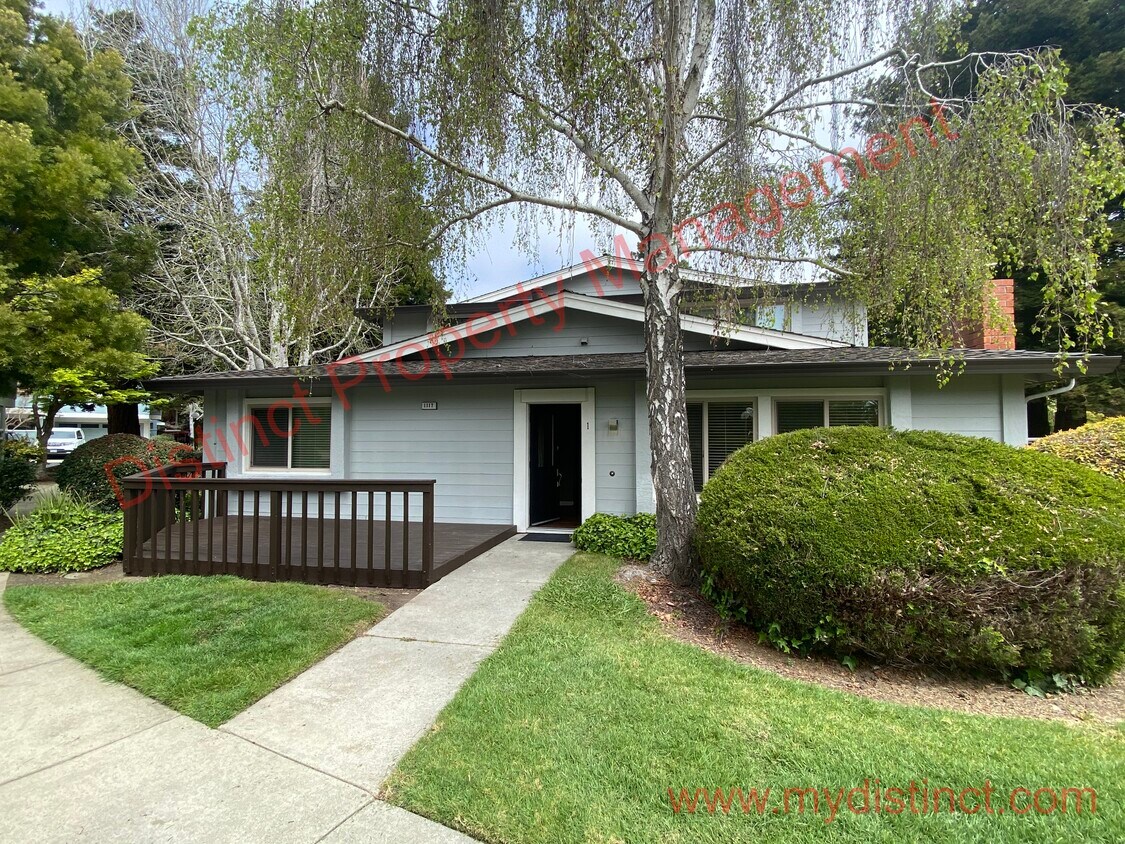 1117 Sutherland Ln Unit 1, Capitola, CA 95010 Condo for Rent in