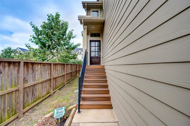 Foto del edificio - 5554 Sallow Bay Ln