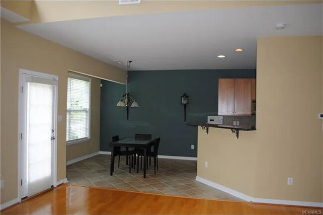 Foto del edificio - 801 Parkland Pl