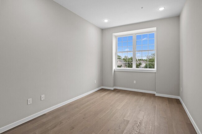 Foto del edificio - 418 Jefferson Ave