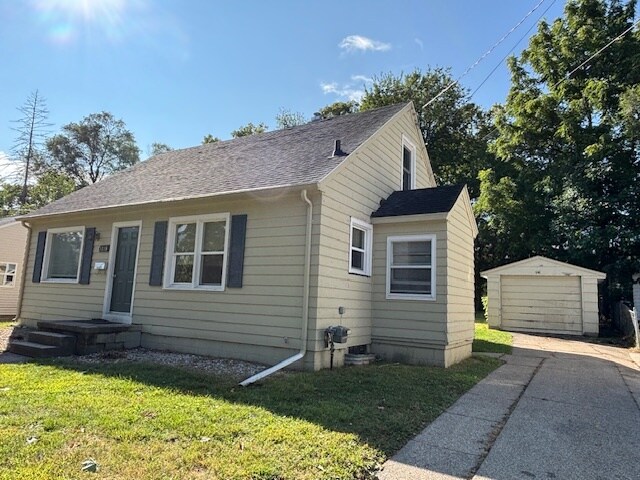 Vista lateral de la casa - 1315 Hammond St