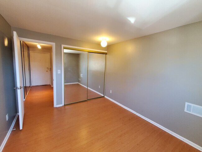 Master - 1243 Gaylord St