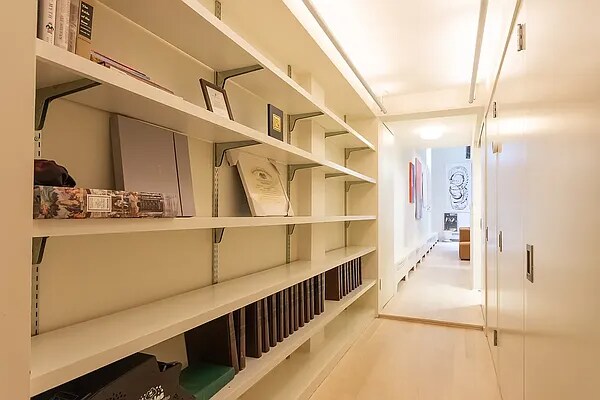 Foto del edificio - 131 W 11th St