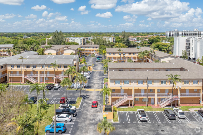 Foto del edificio - Groves At Kandall Lakes