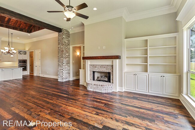 Foto del edificio - 4 br, 3 bath House - 41035 Talonwood Dr. L...