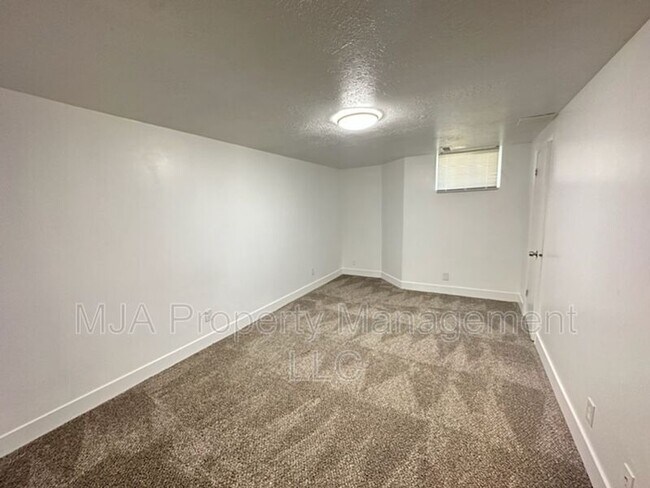 Foto del edificio - 1804 S 1800 E