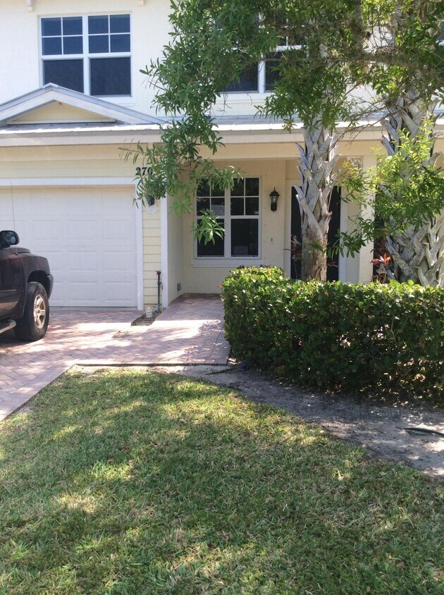 Primary Photo - 2705 Creekside Dr