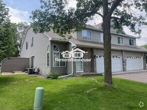 Building Photo - 10794 Tamarack Cir