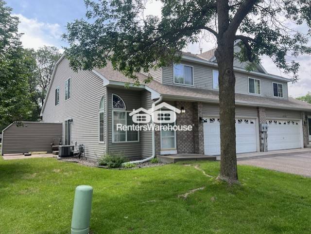 Primary Photo - 10794 Tamarack Cir
