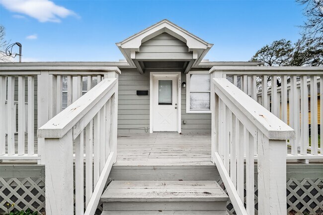 Foto del edificio - 521 Alford St