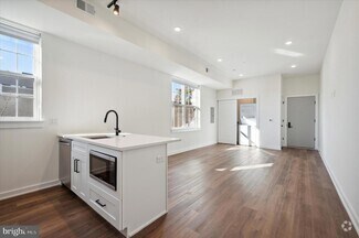 Building Photo - 2513 N Howard St