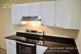 Building Photo - 1521 S Bouvier St