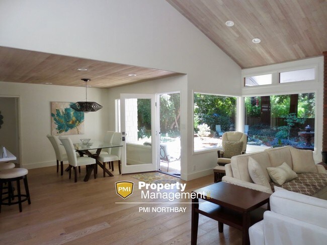 Building Photo - Tranquil Setting in Green Valley