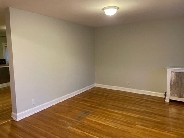 Foto del edificio - 352 Medford St