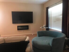 Building Photo - 3740 Pintail Dr