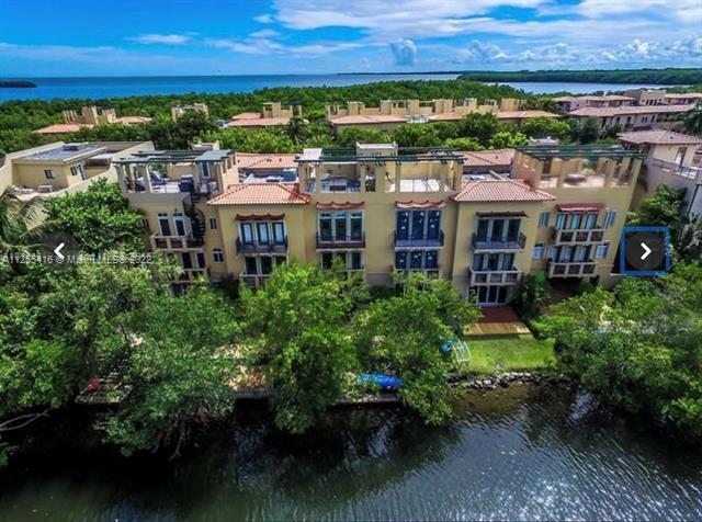 Foto del edificio - 6206 Paradise Point Dr