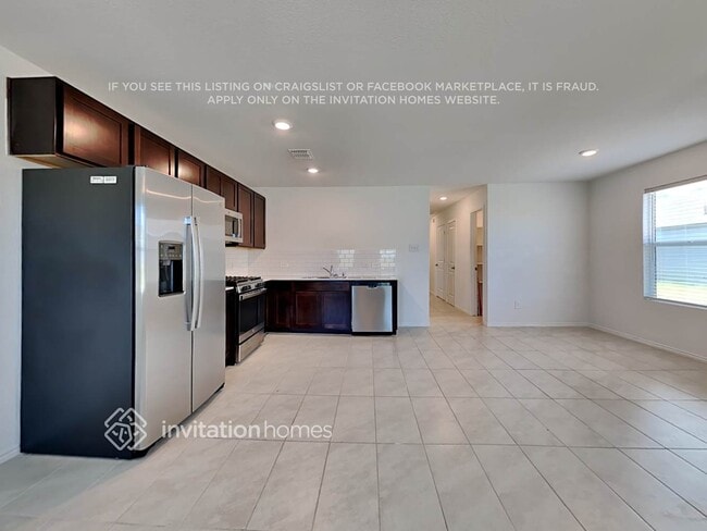Building Photo - 3024 Wallace Wls Ct
