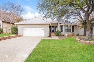 Building Photo - 2005 Crockett Ct