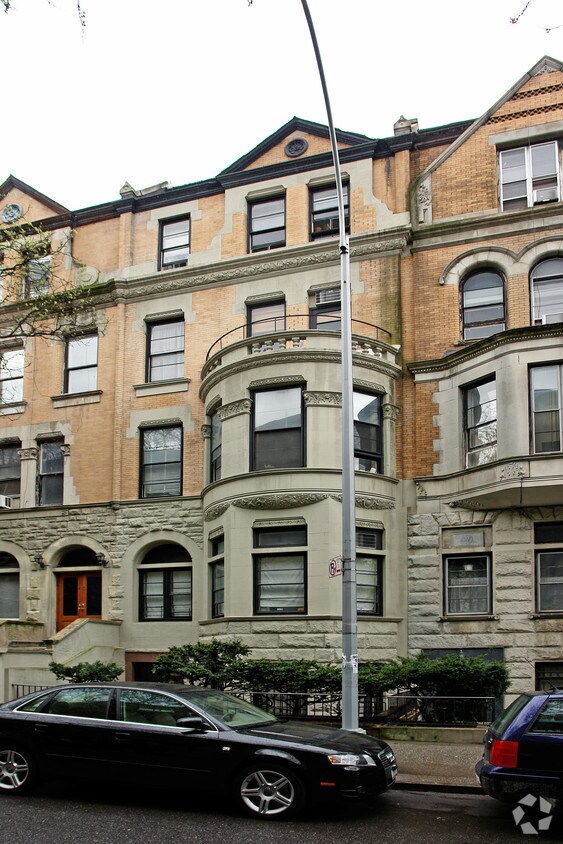 Primary Photo - 46 W 87th St