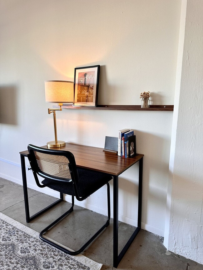 Foto del edificio - 823 N 2nd St