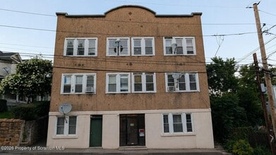 Building Photo - 914 W Lackawanna Ave