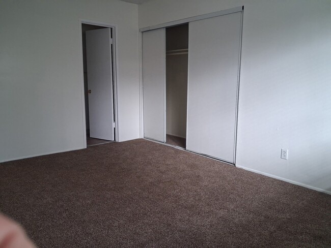 Building Photo - 8560 E Artesia Blvd