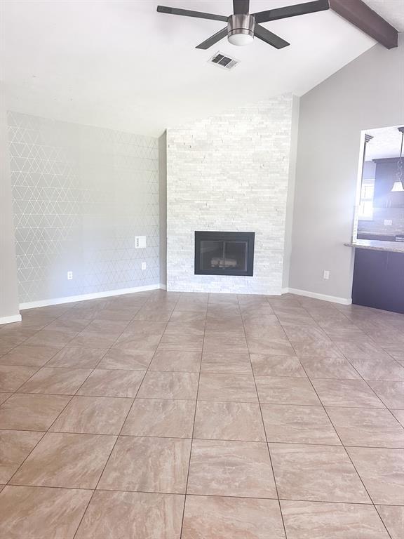Building Photo - 5203 Shady Oaks Ln