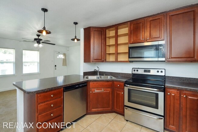 Foto del edificio - 3 br, 2 bath House - 1914 Somerville Dr