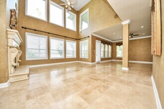 Building Photo - 3727 Lakeridge Canyon Dr