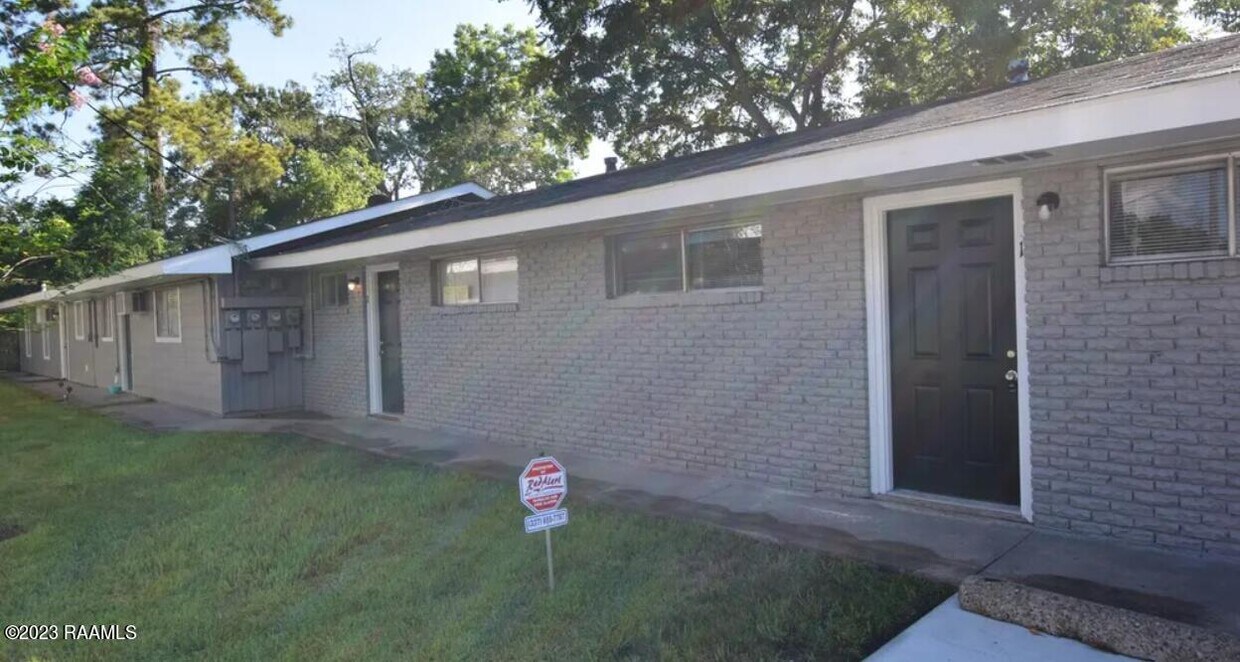 2033 3rd St Unit 4, Lake Charles, LA 70601 Room for Rent in Lake