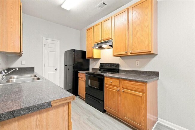 Foto del edificio - 7130 Brookview Way