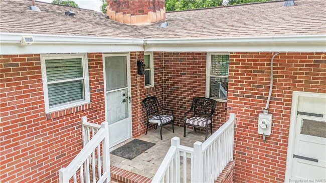 Building Photo - 20 Atkins Ln