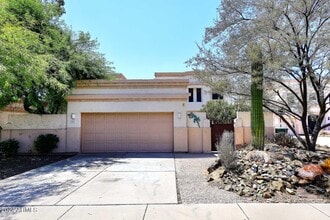 Building Photo - 6006 N 5th Pl