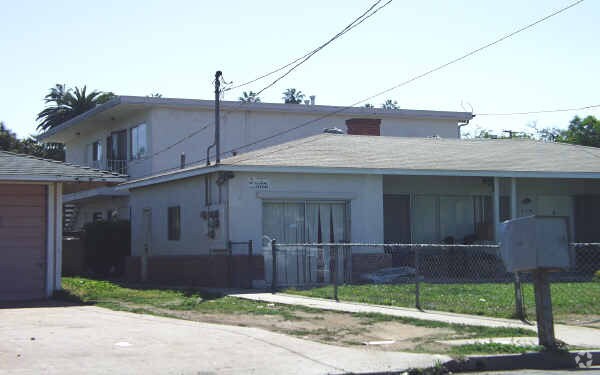 Foto del edificio - 517 Massachusetts Ave