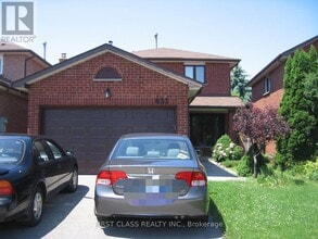 Building Photo - 631 Roselaire Trail