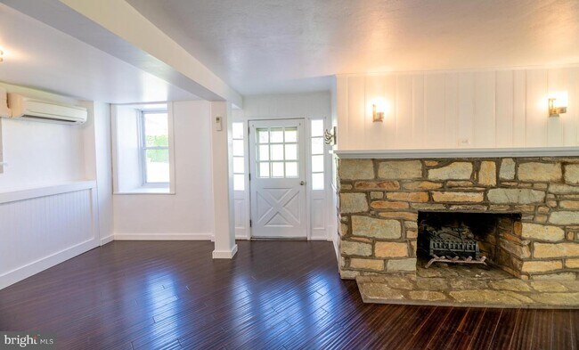 Foto del edificio - 2153 Old Lincoln Hwy