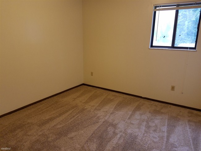Building Photo - 1333 Hunter Rd