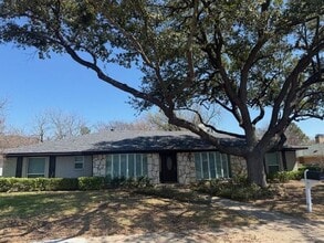 Building Photo - 14922 Hillcrest Rd