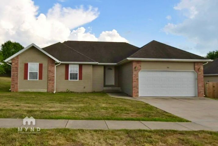 Foto principal - 800 W Ridgecrest St