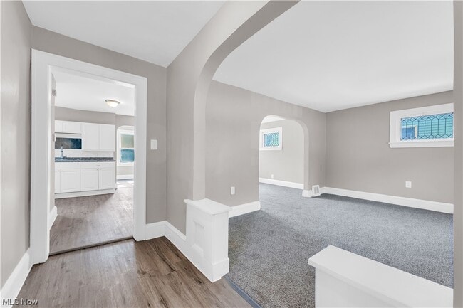 Building Photo - 4142 E 143rd St