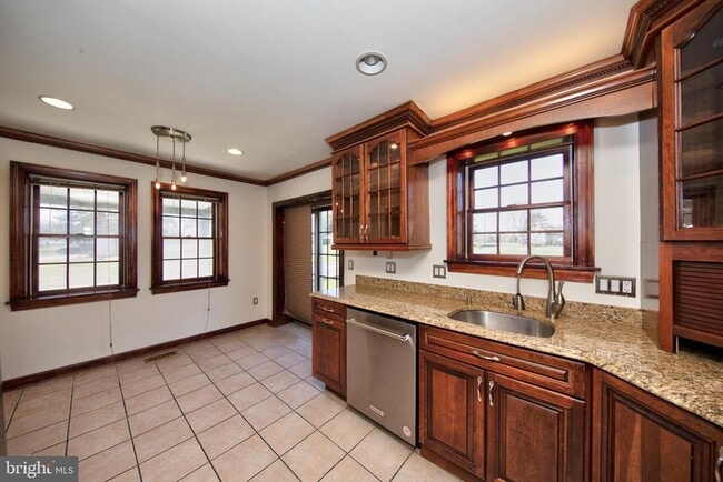 Building Photo - 3634 Aldino Rd