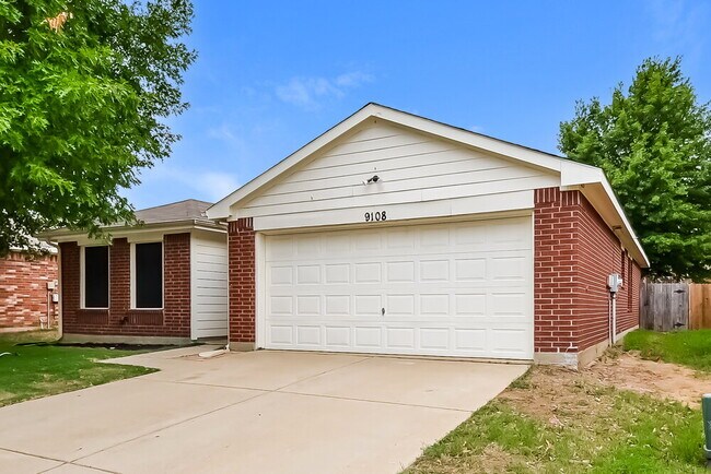 Building Photo - 9108 Chisholm Trail
