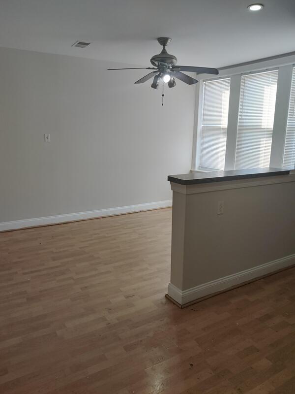 Building Photo - 916 S 58th St