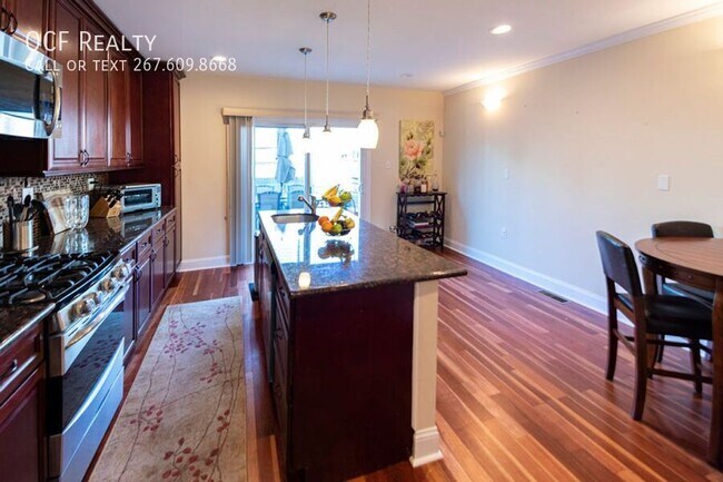 Foto del edificio - 2107 Carpenter St