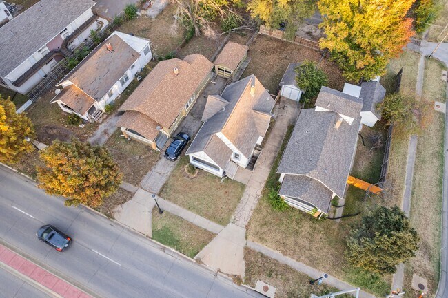 Foto del edificio - 2076 SW Washburn Ave