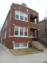 Building Photo - 2558 W 39th Pl