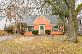 Building Photo - 805 N Landing Rd