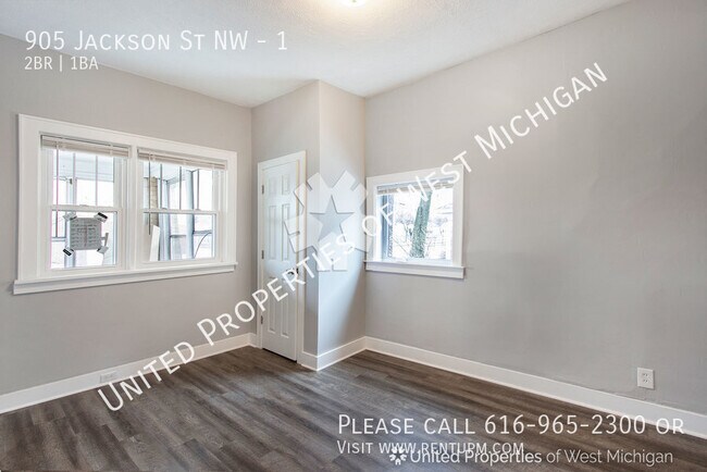 Foto del edificio - 905 Jackson St NW