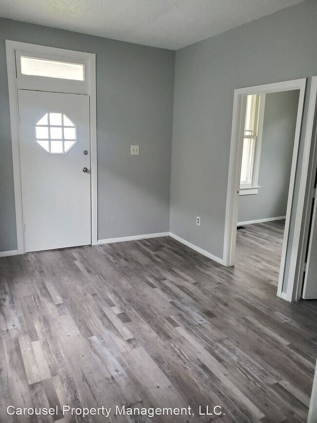 Building Photo - 3 br, 1 bath House - 1514 E Illinios St