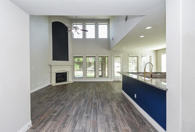 Building Photo - 8511 Percy Ridge Dr